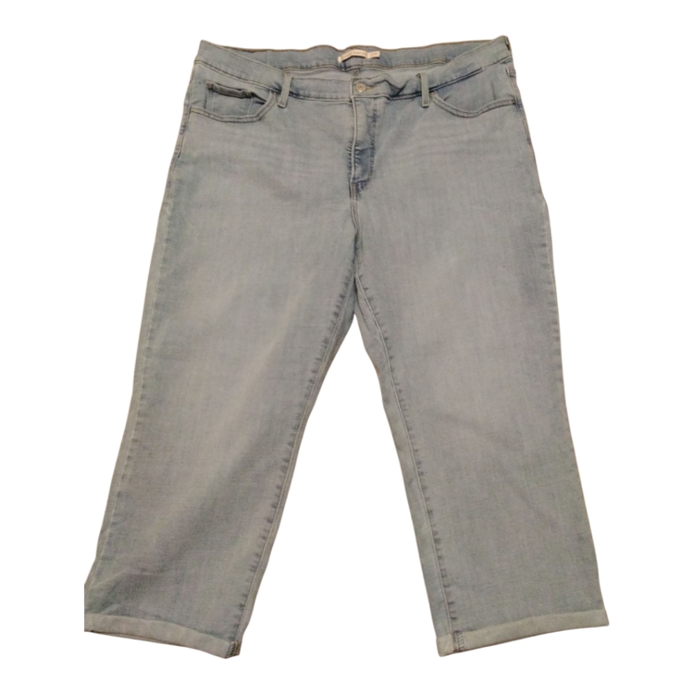 Levi’s Capri Size 20W EUC🚨Host Pick🚨 - Picture 7 of 8